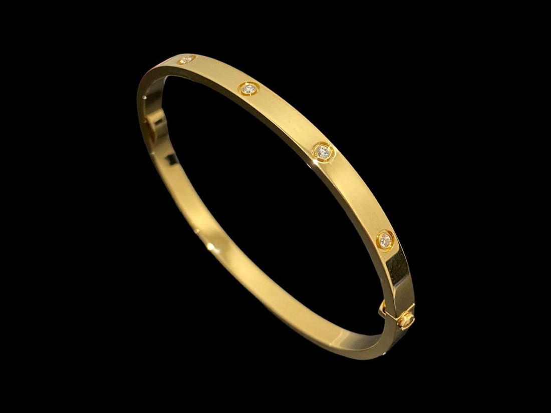 G750 cartier bracelet hotsell