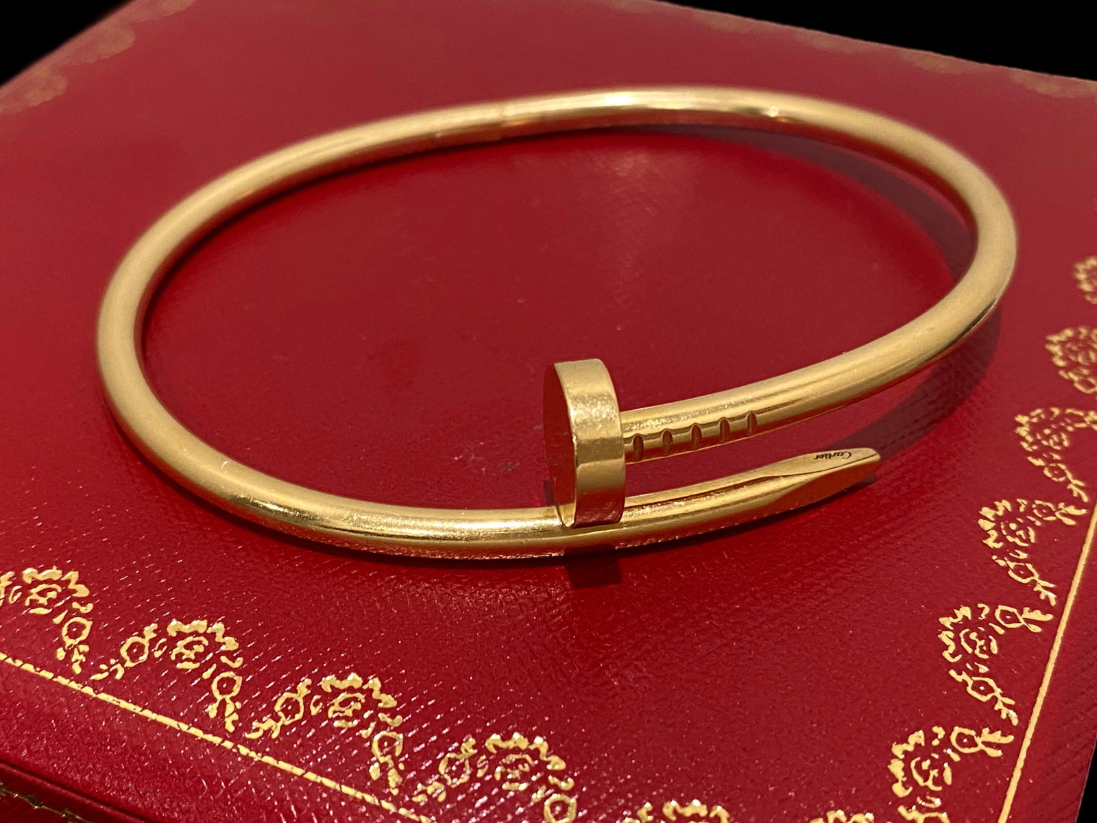 Cartier 18K Yellow Gold Juste Un Clou Bracelet Size 19 (1 of 7)