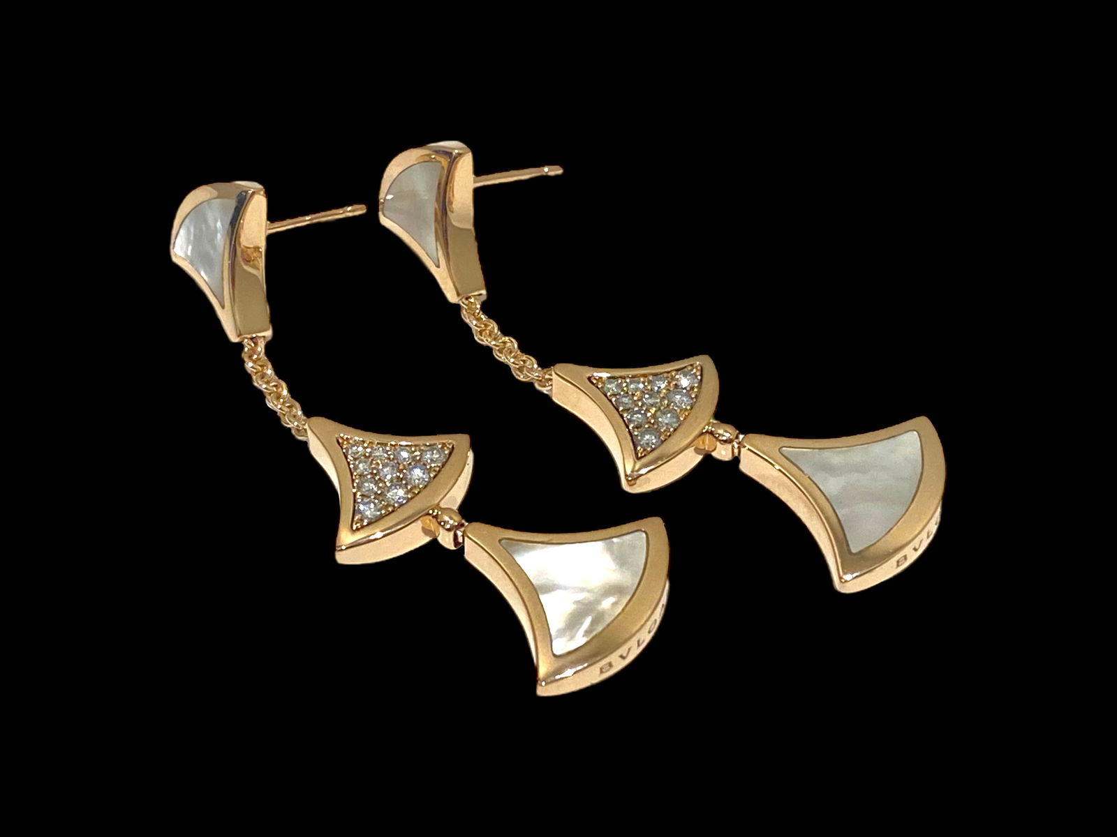 Bvlgari DIVAS' DREAM Mother of Pearl and Diamond Rose Gold Drop Earrings (1 of 4)