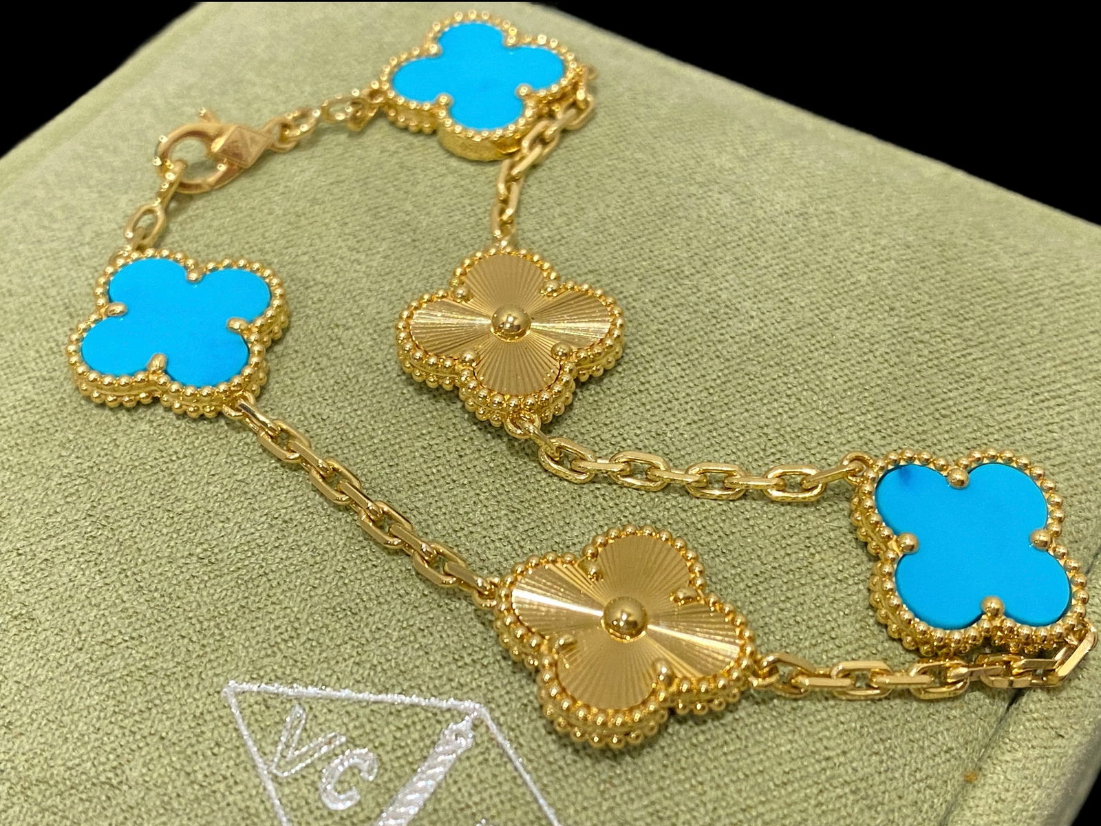 Van Cleef & Arpels Vintage alhambra bracelet 5 motifs 18k yellow gold, Turquoise (1 of 6)