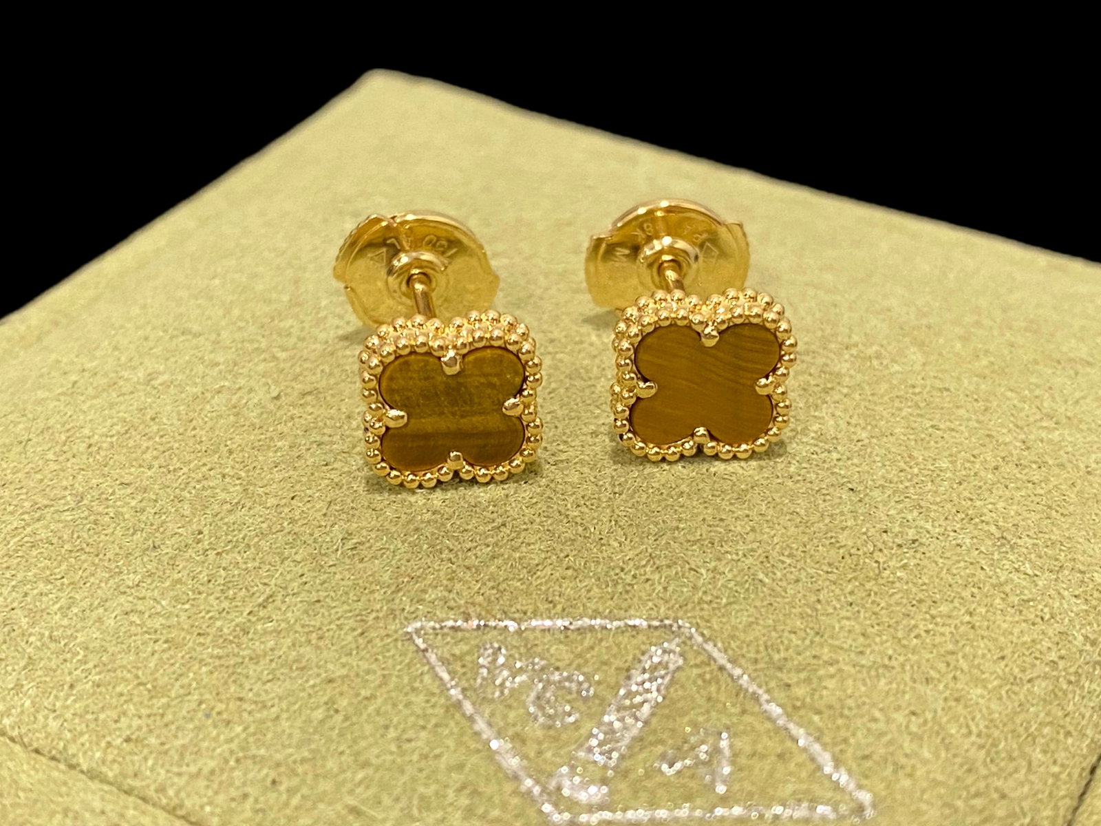 Van Cleef & Arpels Sweet Alhambra Earstuds, 18K Yellow Gold, Tiger Eye (1 of 5)