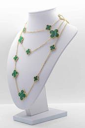 Van Cleef & Arpels Magic Alhambra long necklace, 16 motifs 18K Yellow gold, Malachite