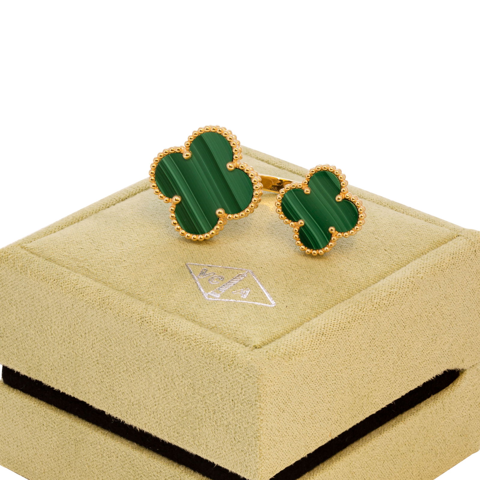 Van Cleef & Arpels Magic Alhambra Between the Finger ring 18K Yellow gold  Size: 58 (1 of 4)