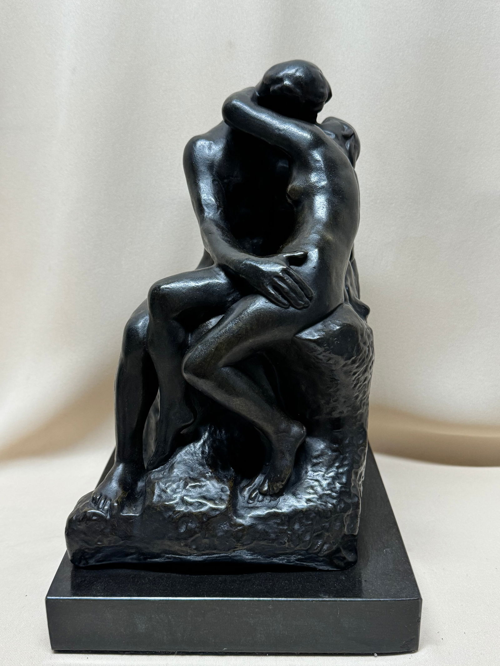 FRENCH BRONZE SCULPTURE AUGUSTE RODIN KISS (1 of 4)