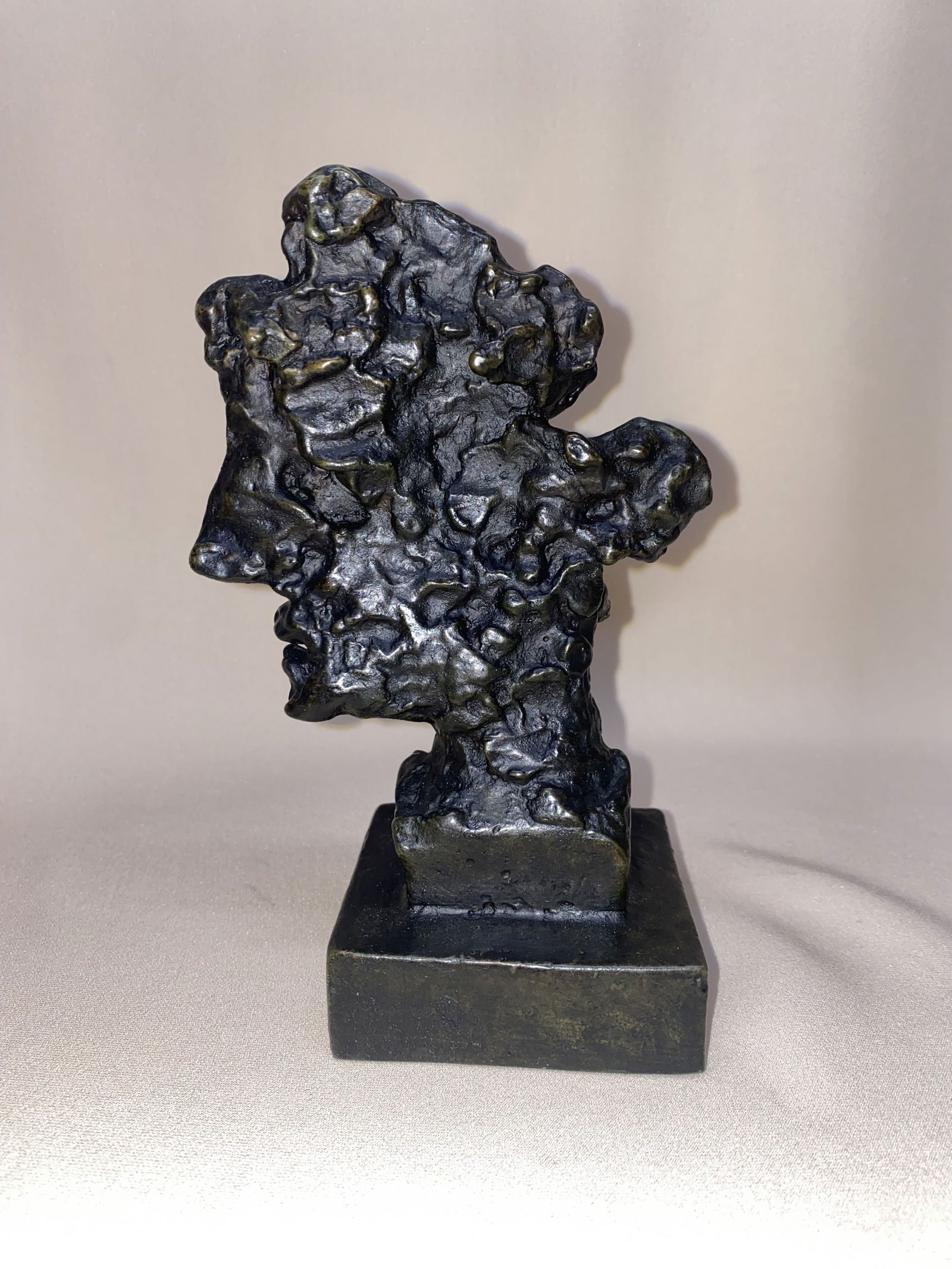 AMERICAN BRONZE SCULPTURE MAX WEBER: MAX WEBER ( 1881 -- 1961) AMERICAN BRONZE SCULPTURE SIGNED AND DATED 1959 SIZE 6.75 x 4.25 INCHES