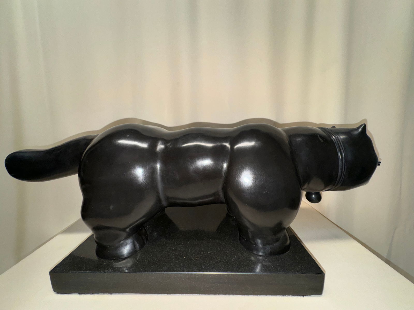 LARGE COLOMBIAN BRONZE SCULPTURE FERNANDO BOTERO CAT (1 of 4)