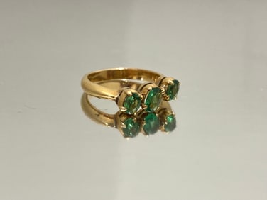 18k Yellow Gold Exquisite Three Stone Emerald Ring, Weight: 2.8 grams