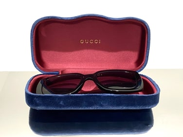 GUCCI GG0141SN Black Gold Logo Sunglasses