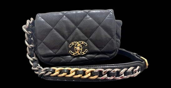 CHANEL 19 Handbag: Exquisite Black Lambskin with Signature Hardware