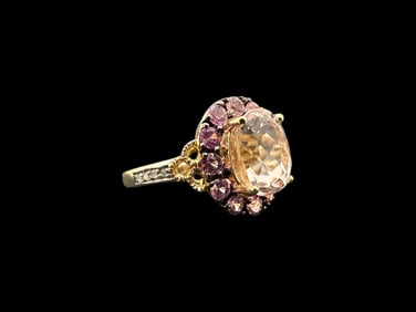 14k Yellow Gold Vintage Oval Morganite & Diamond Cluster Ring , Weight: 4.3 grams