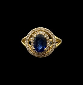 Stunning Apx 1.5TCW Sapphire and Diamond Halo Engagement Ring in 14k Yellow Gold, Weight: 2.8 grams