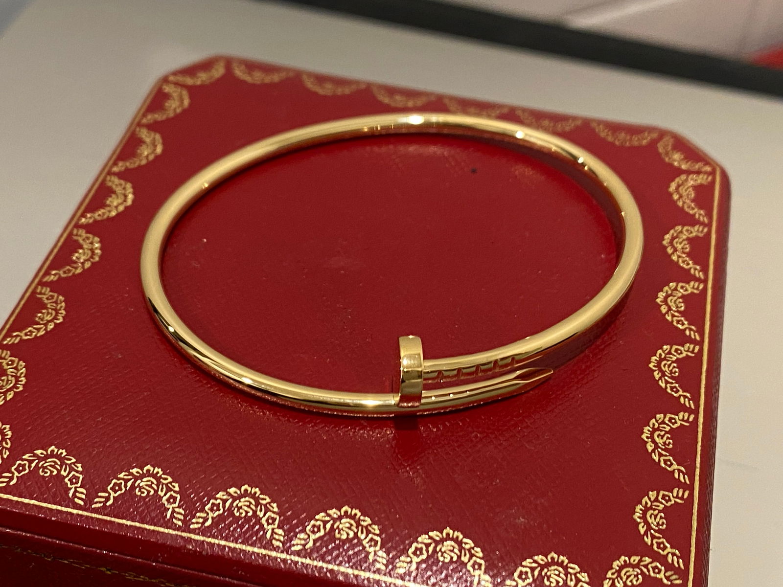 Cartier Juste un Clou bracelet, small model, yellow gold, Size 19 (1 of 6)
