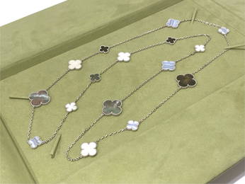 Van Cleef & Arpels Magic Alhambra long necklace, 16 motifs, Chalcedony and Mother-of-pearl in 18k