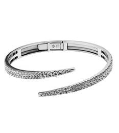 Over lap bracelet in 14k white gold Size: medium 7 inches wrist
