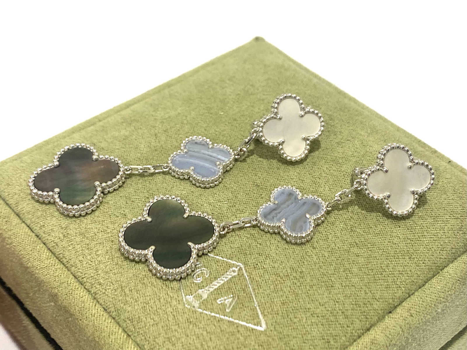 Van Cleef & Arpels Magic Alhambra earrings, 3 motifs 18K white gold, Chalcedony, Mother-of-pearl (1 of 4)