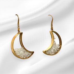 MORITZ GLIK 3.36 CT Moon Shaped Diamond Shaker EarRings in 18 karat gold.