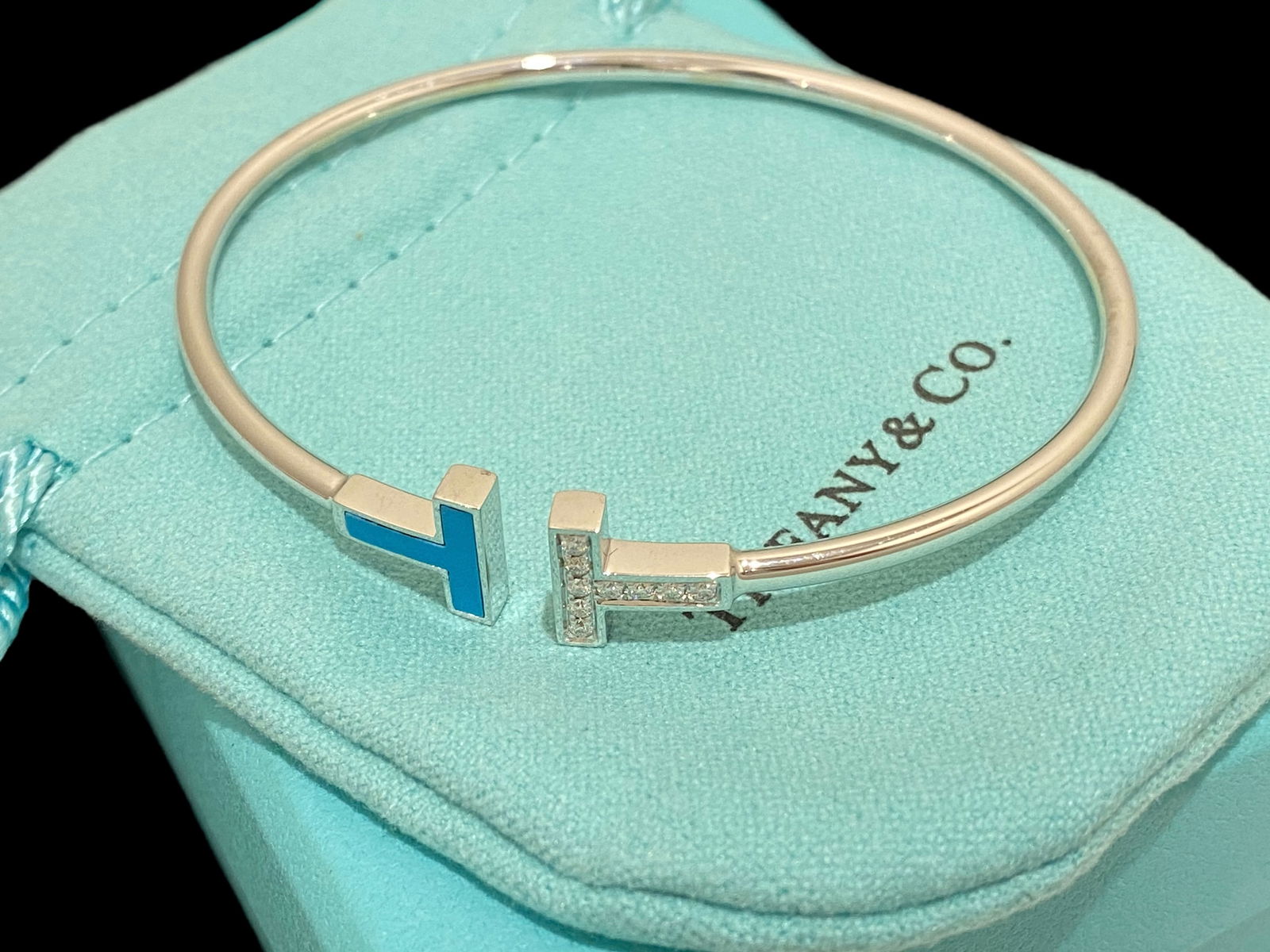 Tiffany T Diamond and Turquoise Wire Bracelet in 18k White Gold (1 of 5)