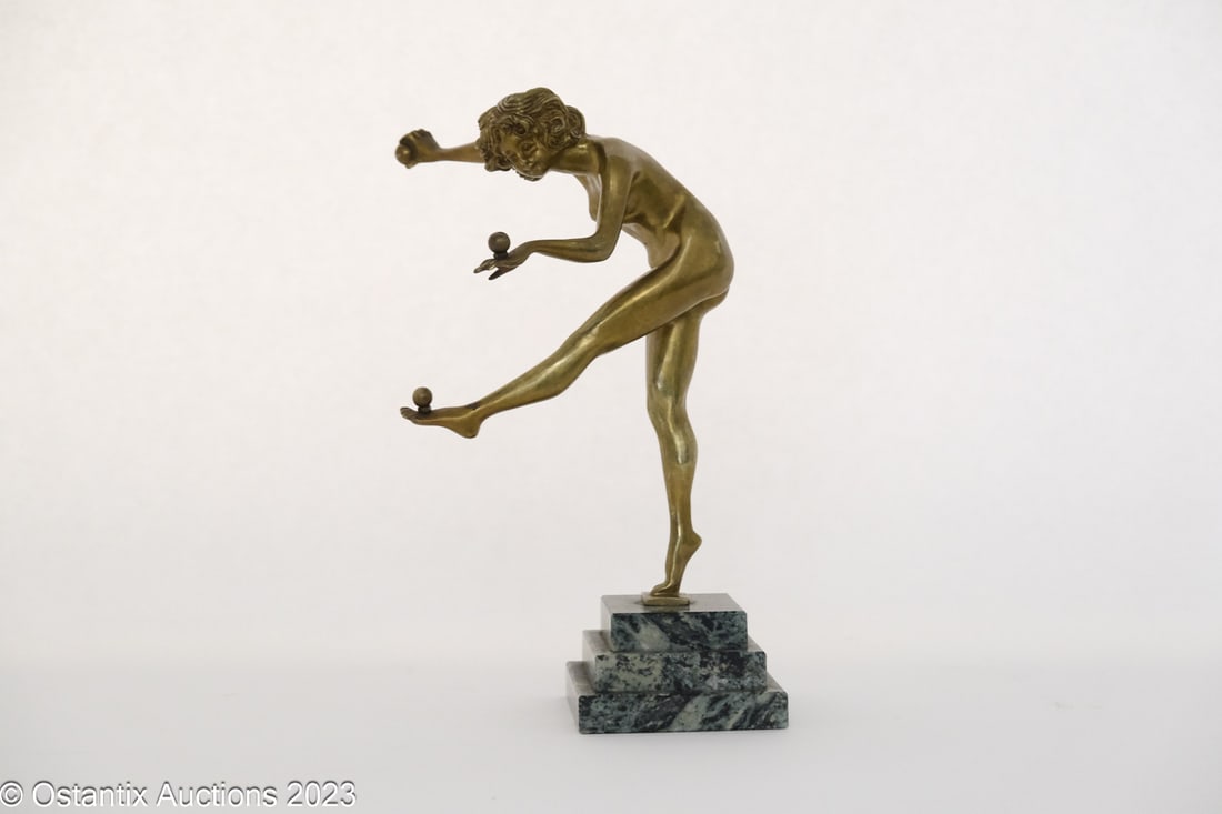 The Juggler in Art Deco Style Bronze, After Claire Colinet - 20th century: The Juggler in Art Deco Style Bronze, After Claire Colinet - 20th century H35,5cm