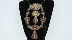 An important gold and silver diamond flemish pendant on later 18ct gold chain  18th-19th c