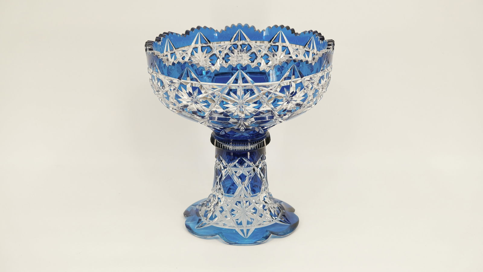 A two-part, Val Saint-Lambert crystal coupe coloured blue in the mass. Unsigned and Mid 20th Century (1 of 5)