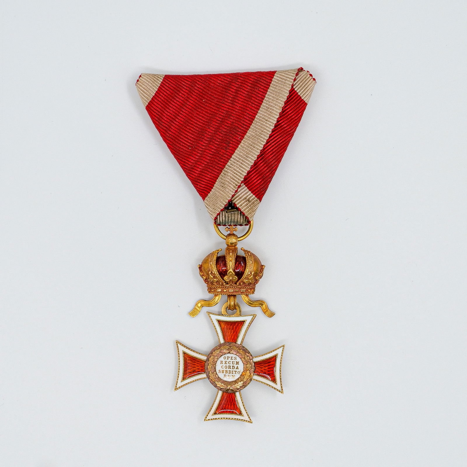 An 18K gold and enamel decorated Austrian medal of honor - Order of Leopold (1 of 9)
