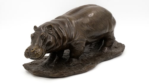 Our second auction day features a diverse selection, including: Sculptures & clocks, Miscellaneous collectibles, Silverware, Porcelain, Paintings, Religious art, Carpets, Furniture. Bidding available online and in person. Buyers must arrange their own shipping.