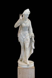 Antonio PIAZZA (XIX-XX) "Lady with mask" an imposing and antique carved white marble sculpture