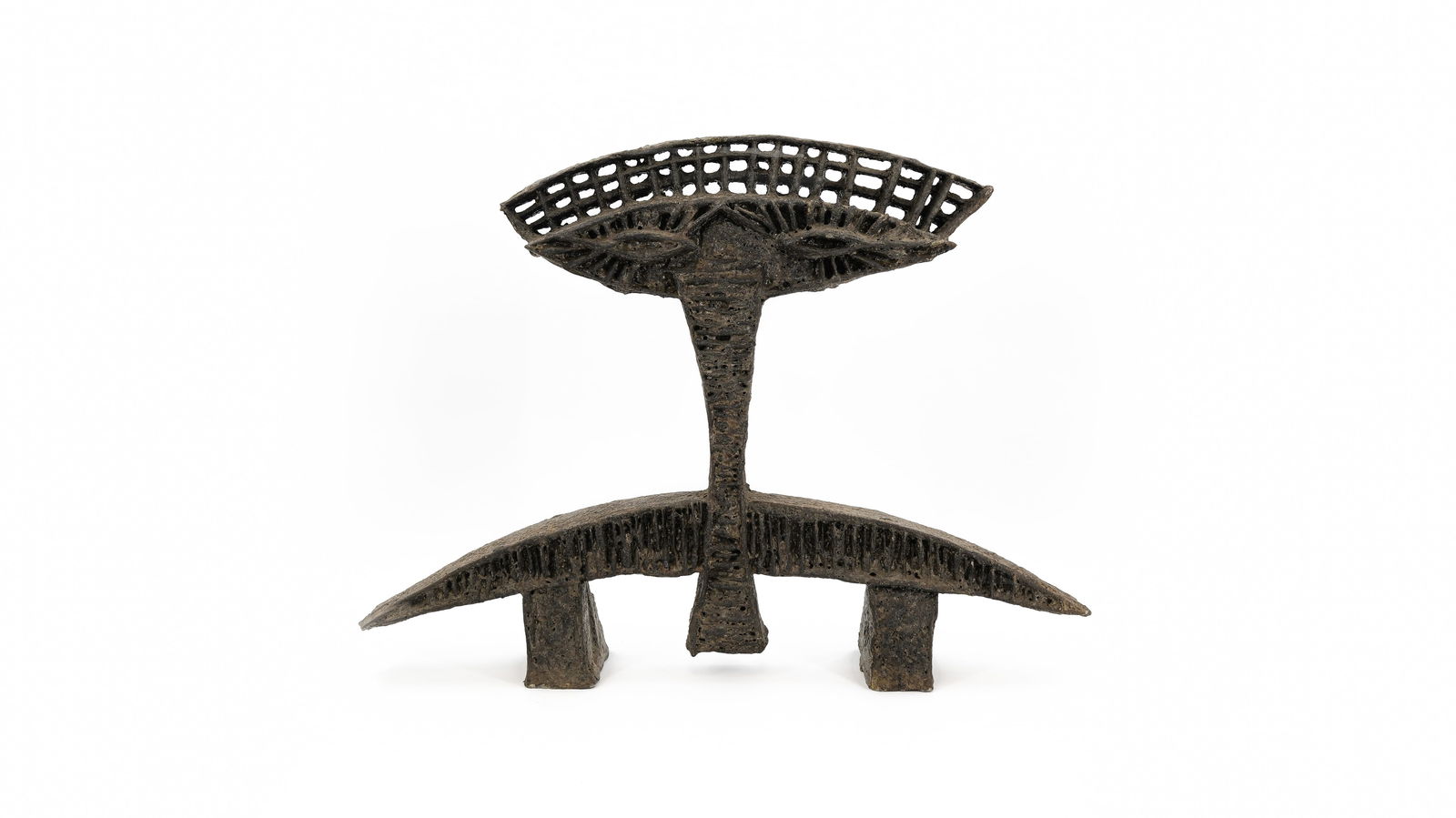 Pia MANU (XX) a vintage patinated ceramic figural art sculpture: Pia MANU (XX) a vintage patinated ceramic figural art sculpture. Circa 1970s. H: 49 - W: 67 cm