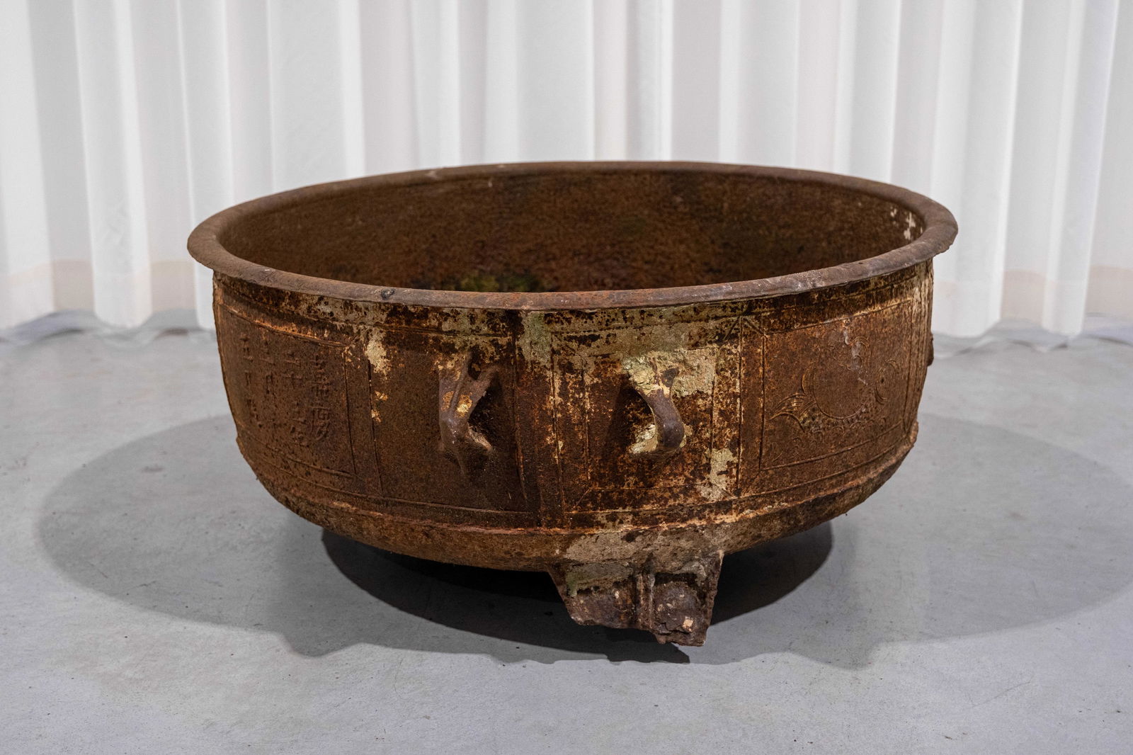 A large Chinese cast iron temple tripod incense burner with handles (1 of 19)