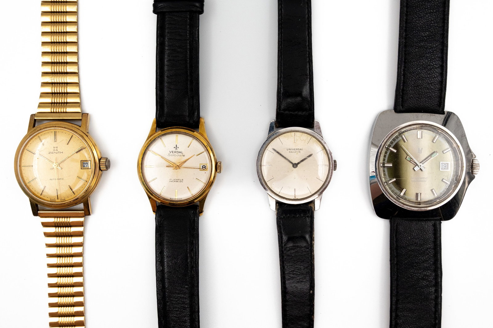 A lot of four vintage wristwatches by various makers (1 of 19)