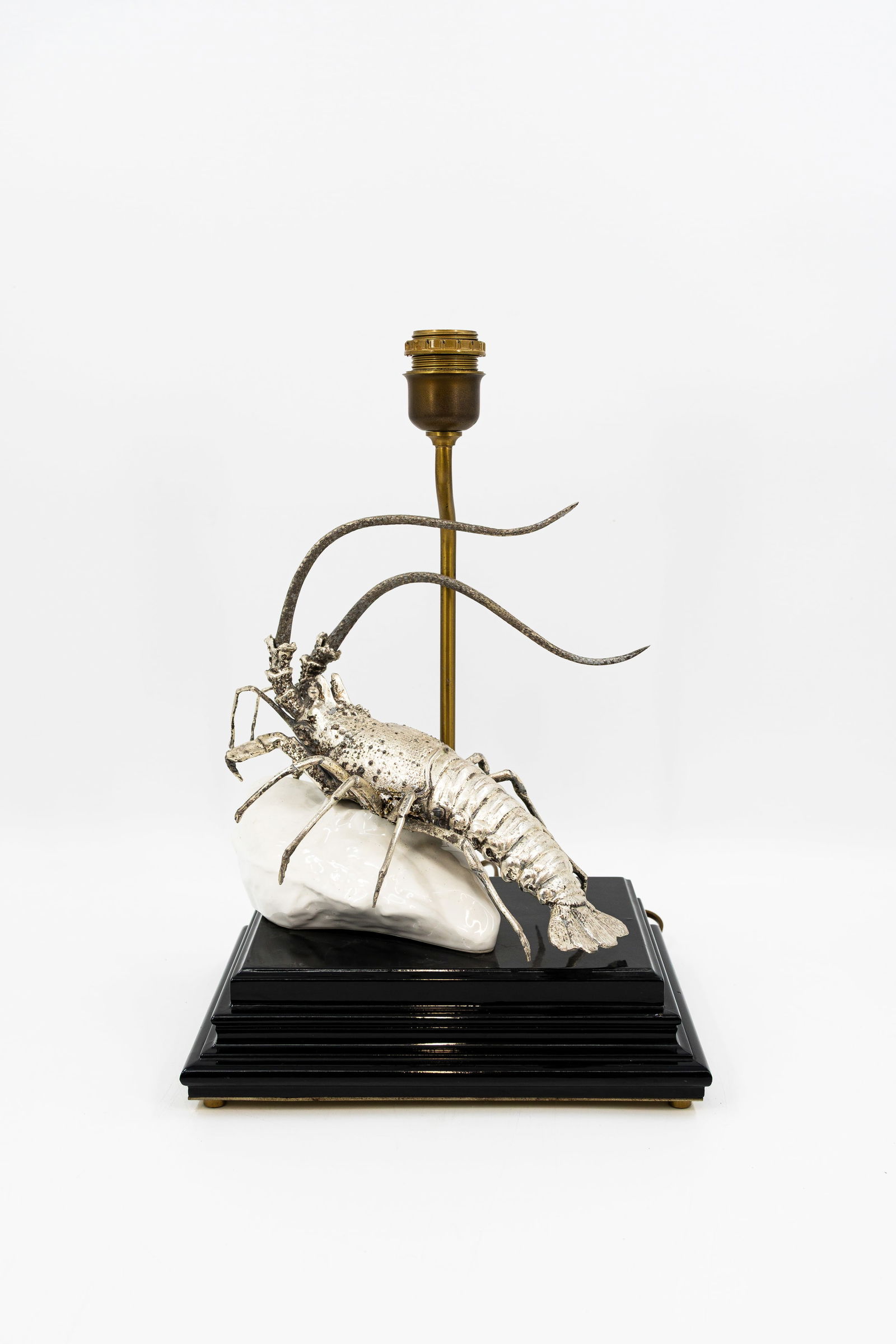 A decorative vintage table lamp, decorated with a lobster (1 of 8)