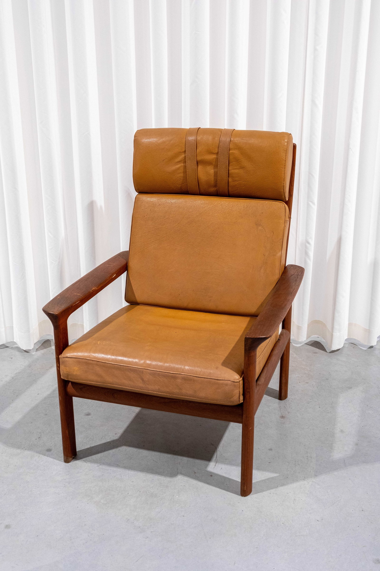 A Danish vintage armchair by Komfort (1 of 11)