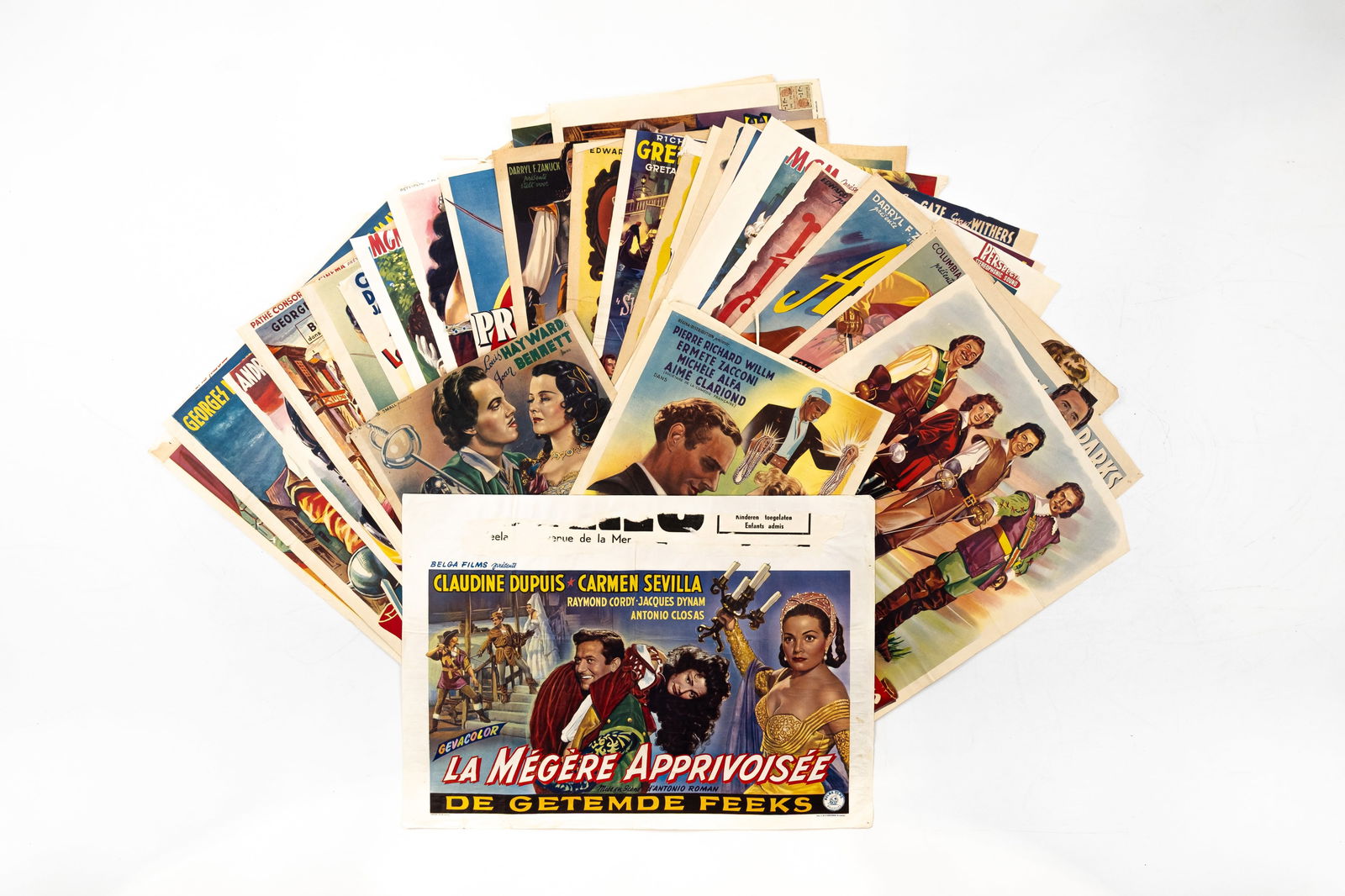 A lot of 34 original Belgian vintage movie theater posters, mostly sword fighting movies (1 of 7)