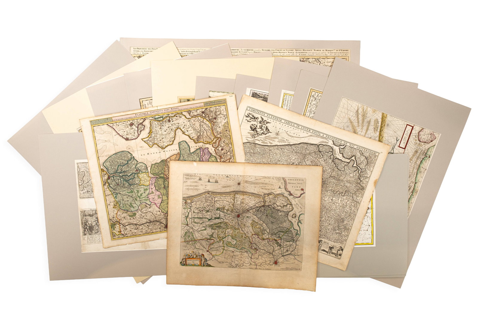 A composed lot of twenty antique various copperplate engraved maps on paper (1 of 20)