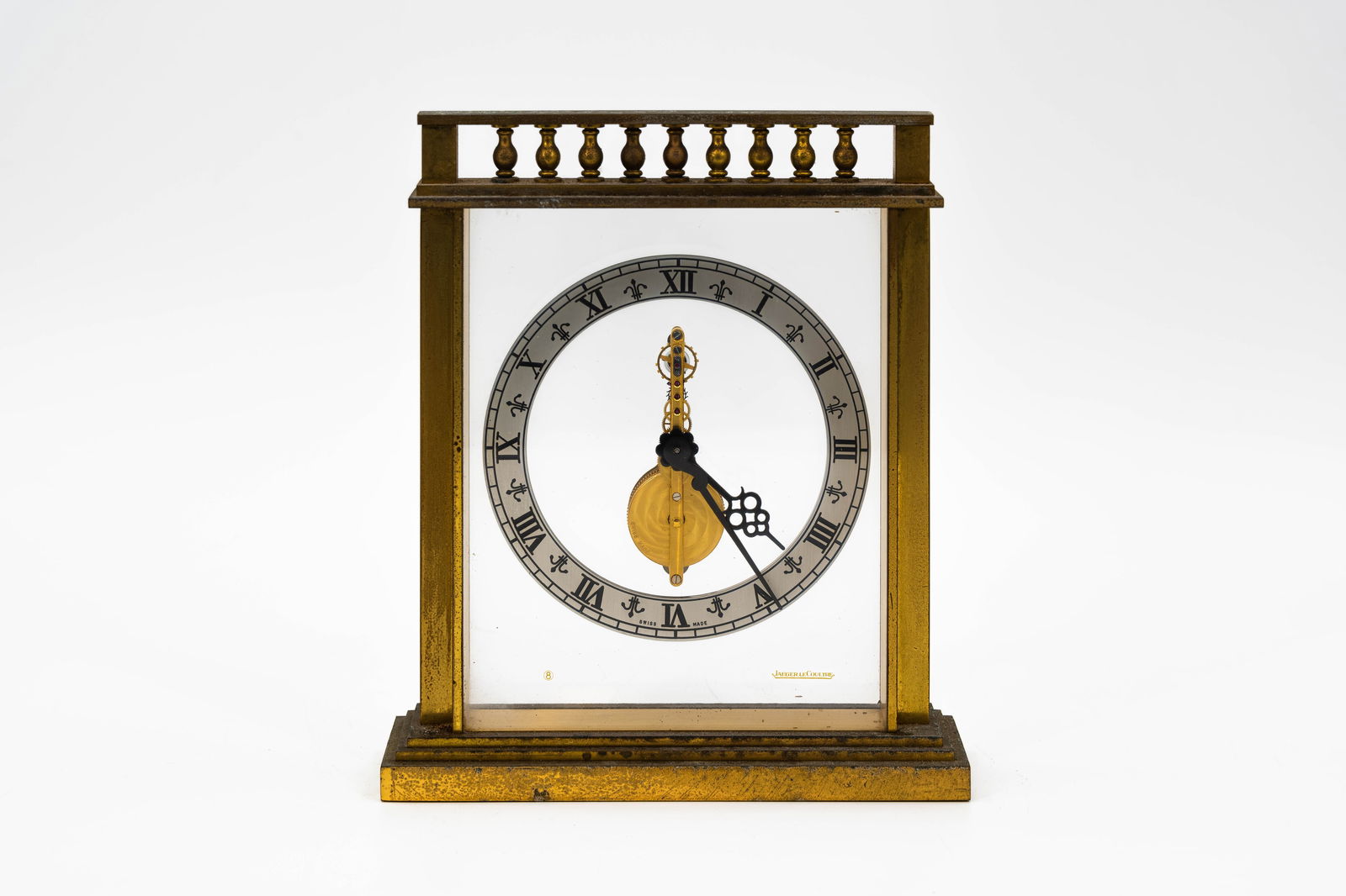 A sixties gilt brass JAEGER-LECOULTRE desk clock (1 of 6)