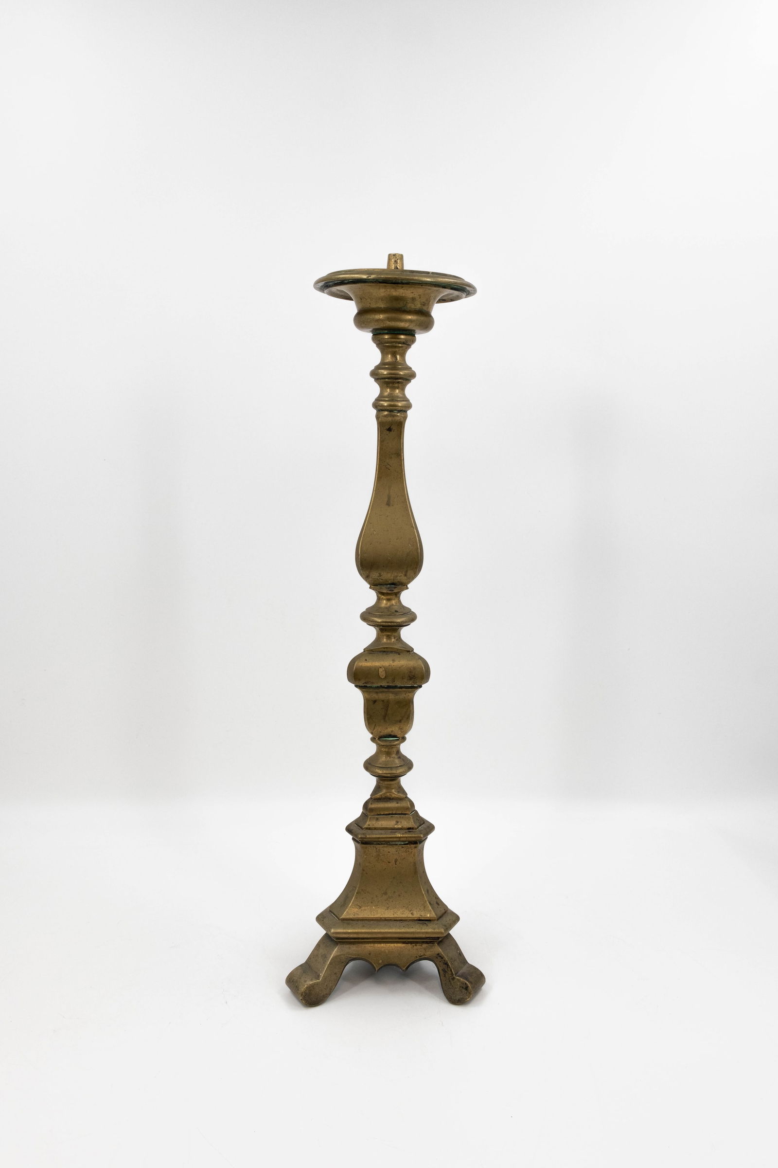 A lot of two large and antique different bronze and brass candle holders - 5