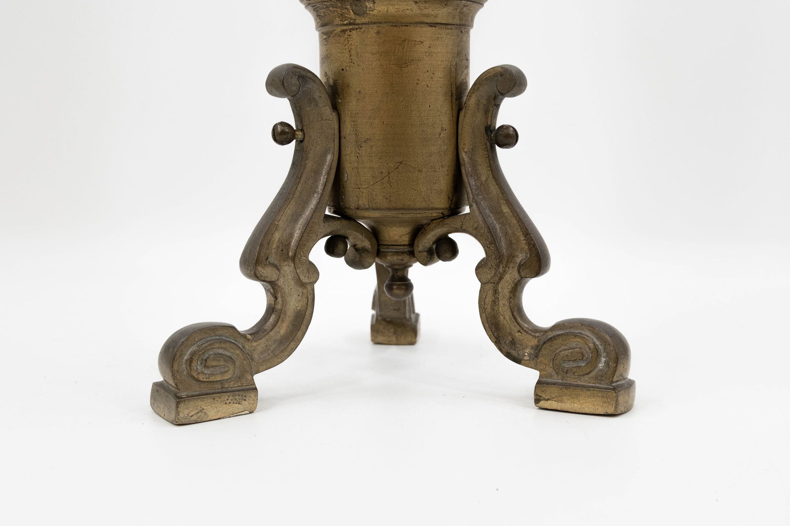 A lot of two large and antique different bronze and brass candle holders - 7