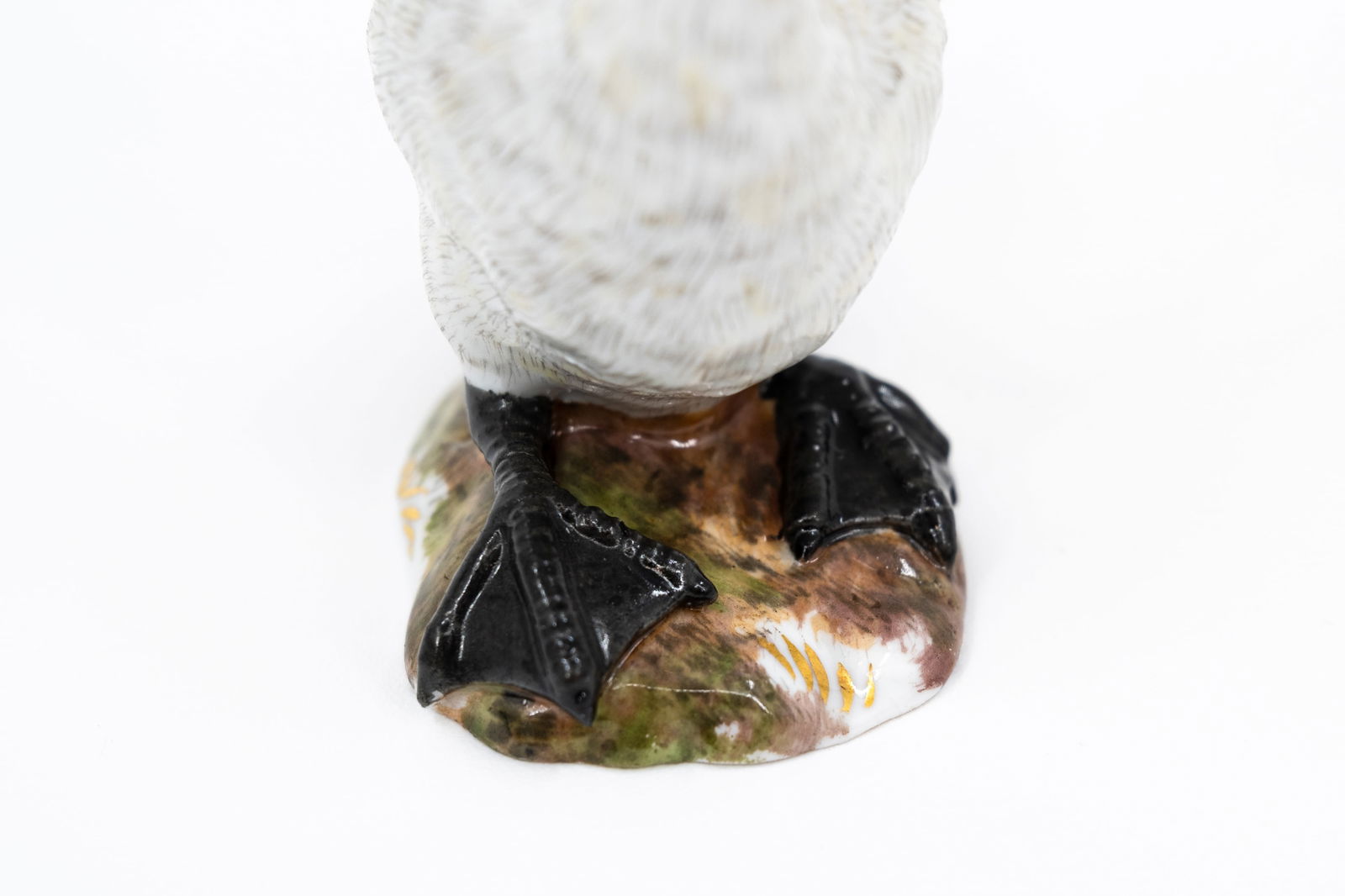 A German Meissen finely decorated porcelain figurines of a swan and bird - 10