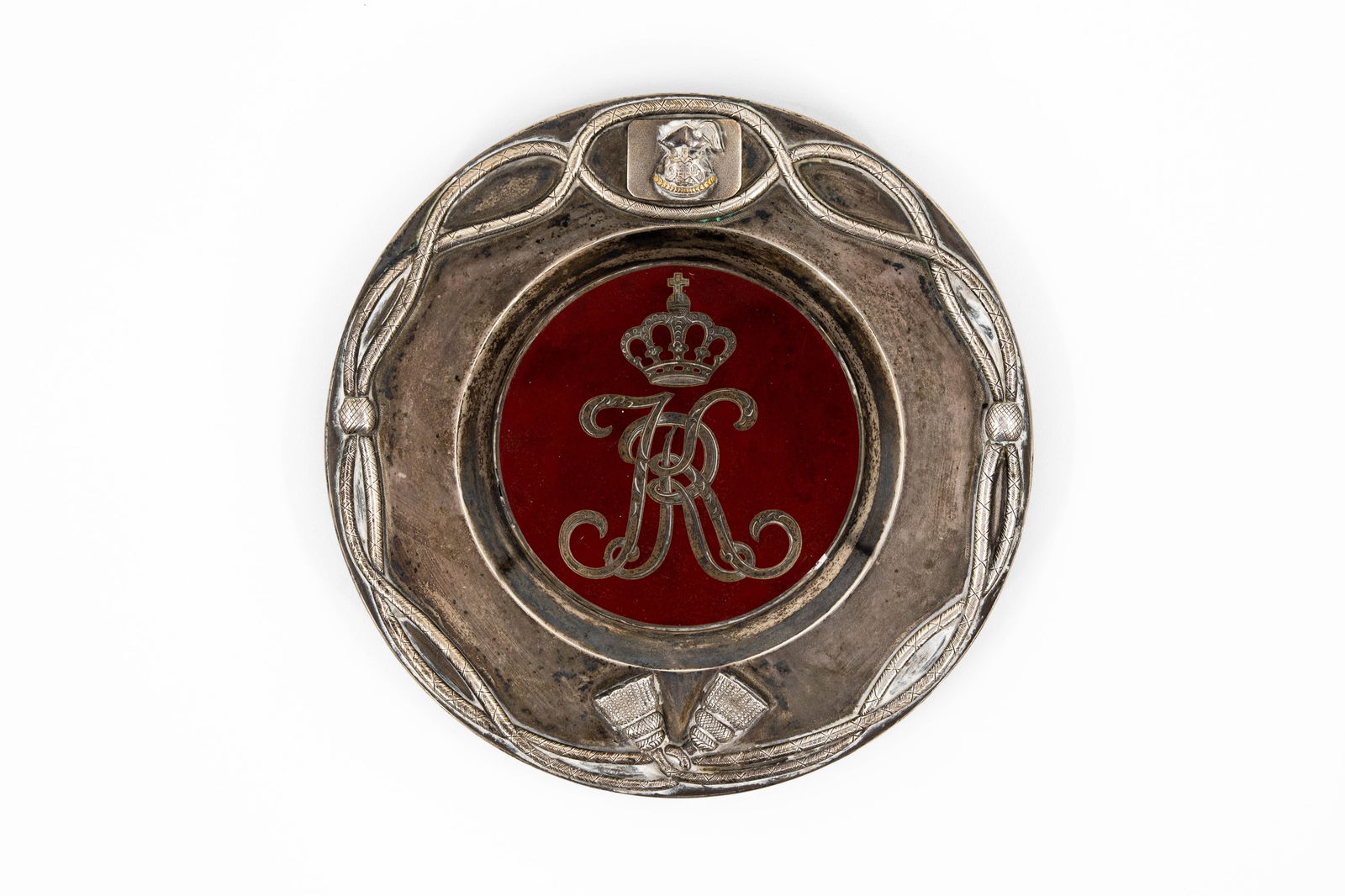 An antique Russian silver enamel and partly with gold decorated small dish (1 of 8)