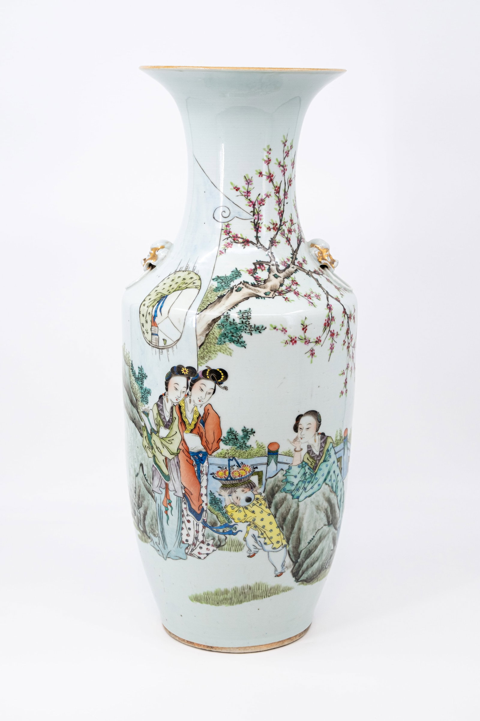 A Chinese Qianjiang cai decorated porcelain vase with scene of ladies in the garden (1 of 14)
