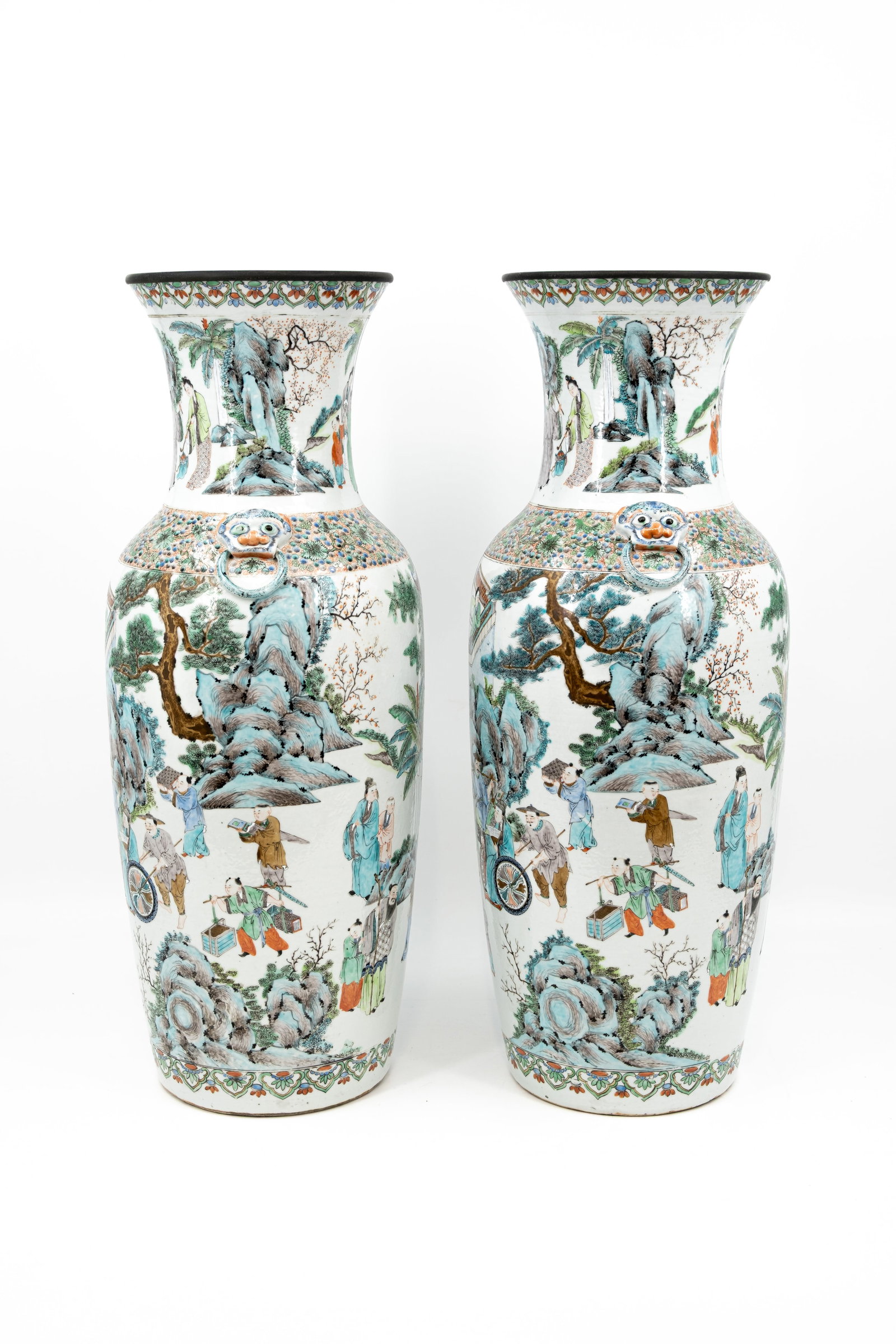 A lot of two matching Chinese Famille rose figural decorated porcelain vases (1 of 19)