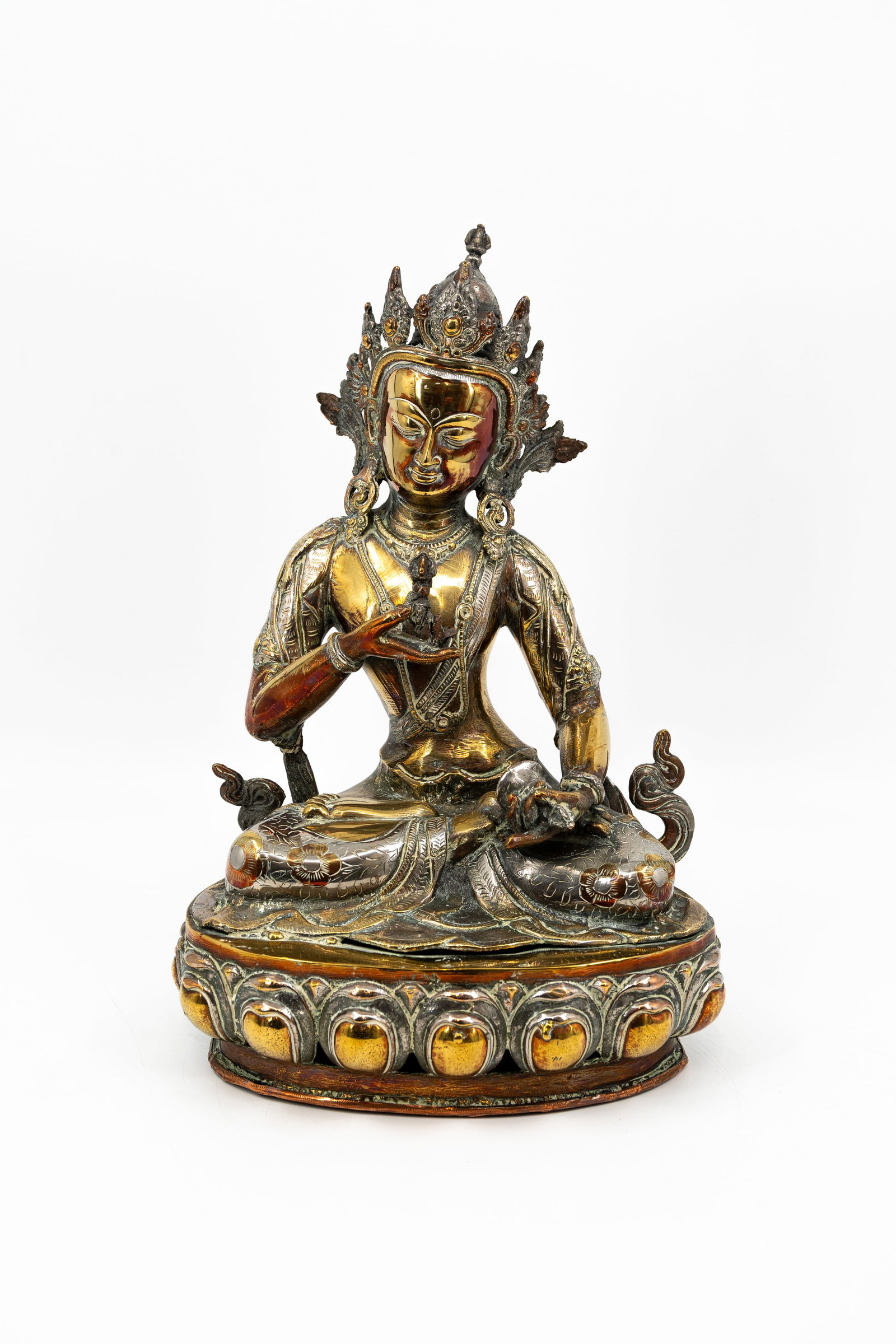 A 20th century large Tibetan and decorated bronze Buddha Vajrasattva: A 20th century large Tibetan and decorated bronze Buddha Vajrasattva. Circa 1950s. H: 40,5 - W: 28 cm