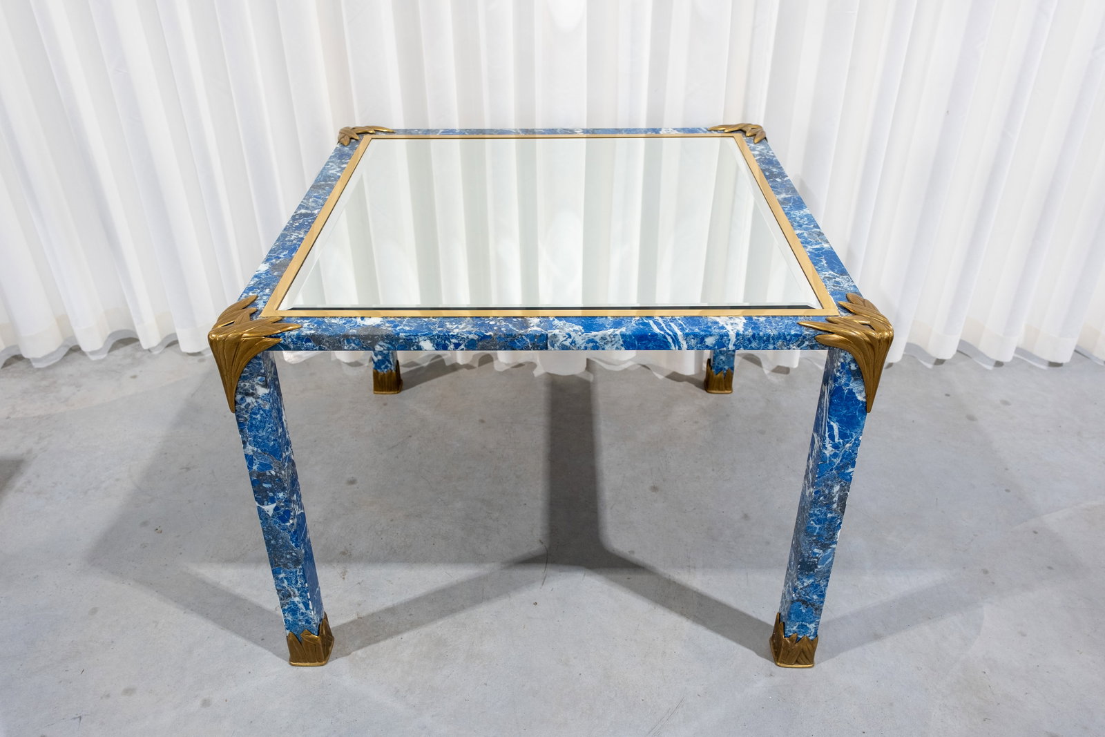 A 20th century vintage brass square table with printed Lapis lazuli patern: A 20th century vintage brass square table with printed Lapis lazuli patern. Circa 1970-1980s. H: 75 - W: 102 cm