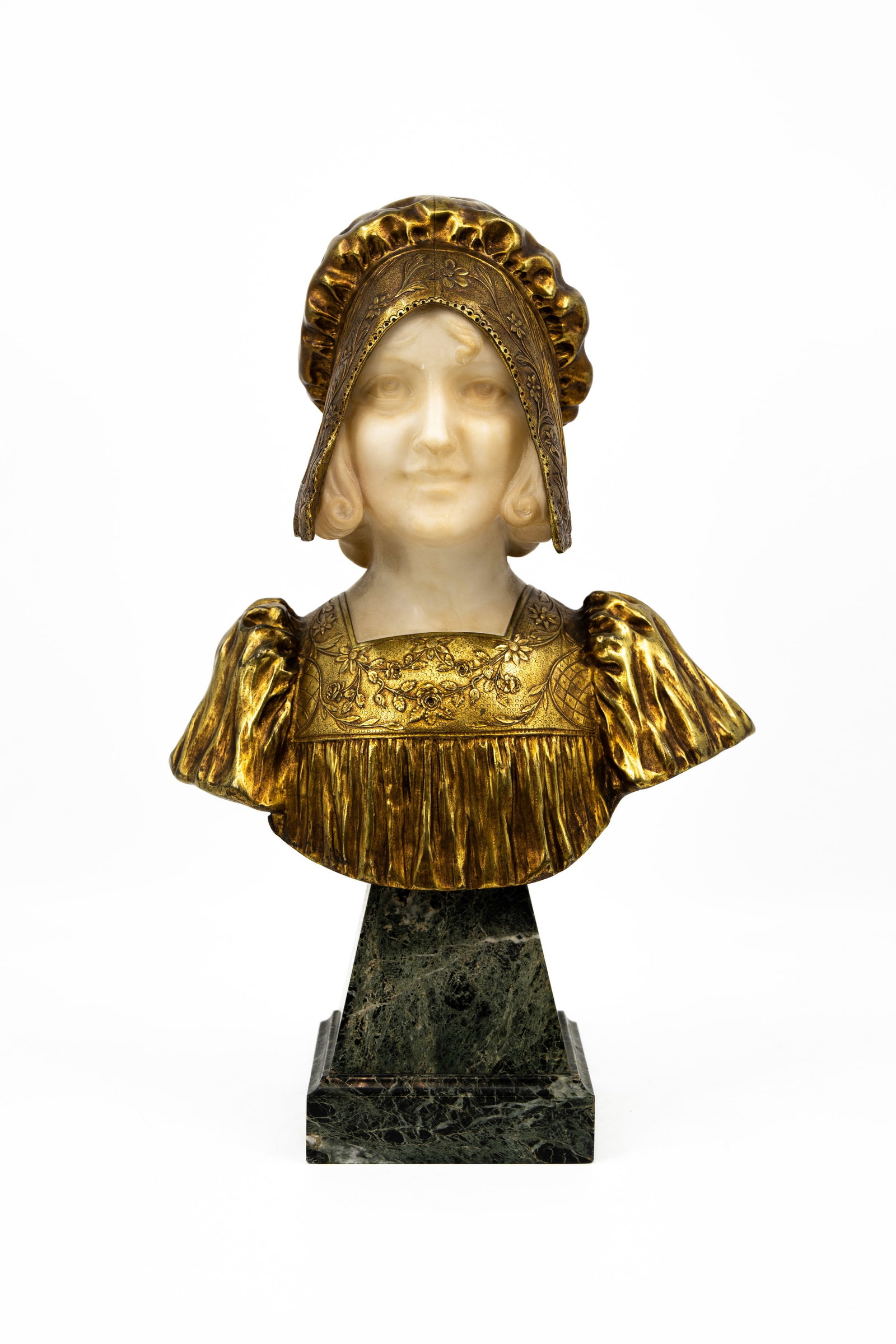 Eugène HANNOTEAU (XIX-XX) An antique bust in gilt bronze and carved alabaster (1 of 7)