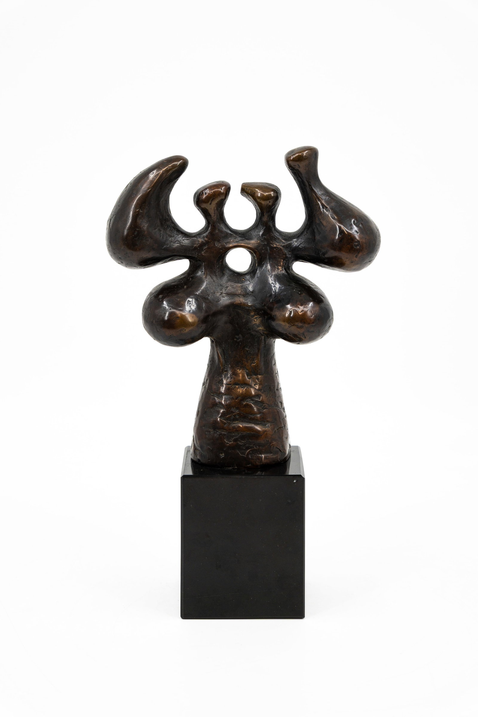 Roland MONTEYNE (1932-1993) A modernistic patinated bronze figural art sculpture - 1975 (1 of 7)