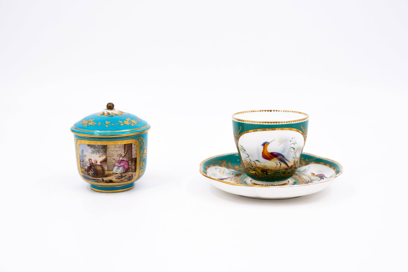 A lot of two antique French Sèvres-style finely decorated porcelain coffee cups (1 of 15)