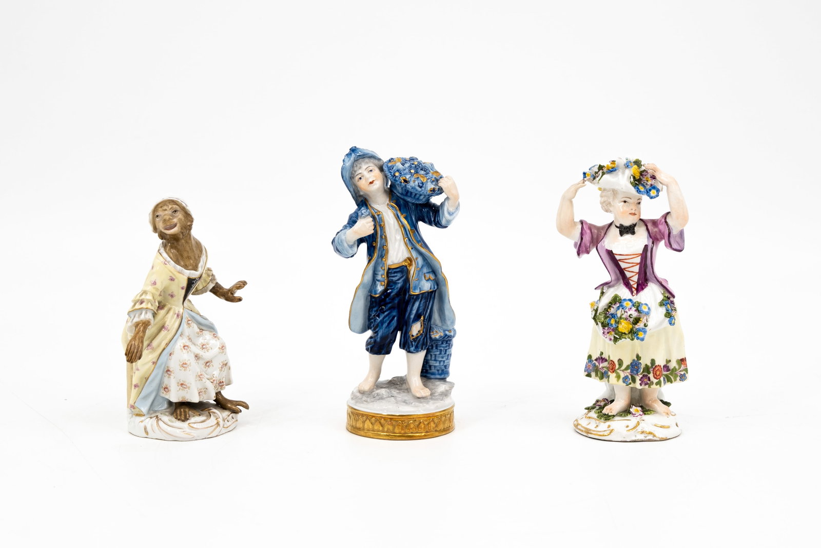 A composed lot of three German Volkstedt and Meissen porcelain figurines (1 of 10)