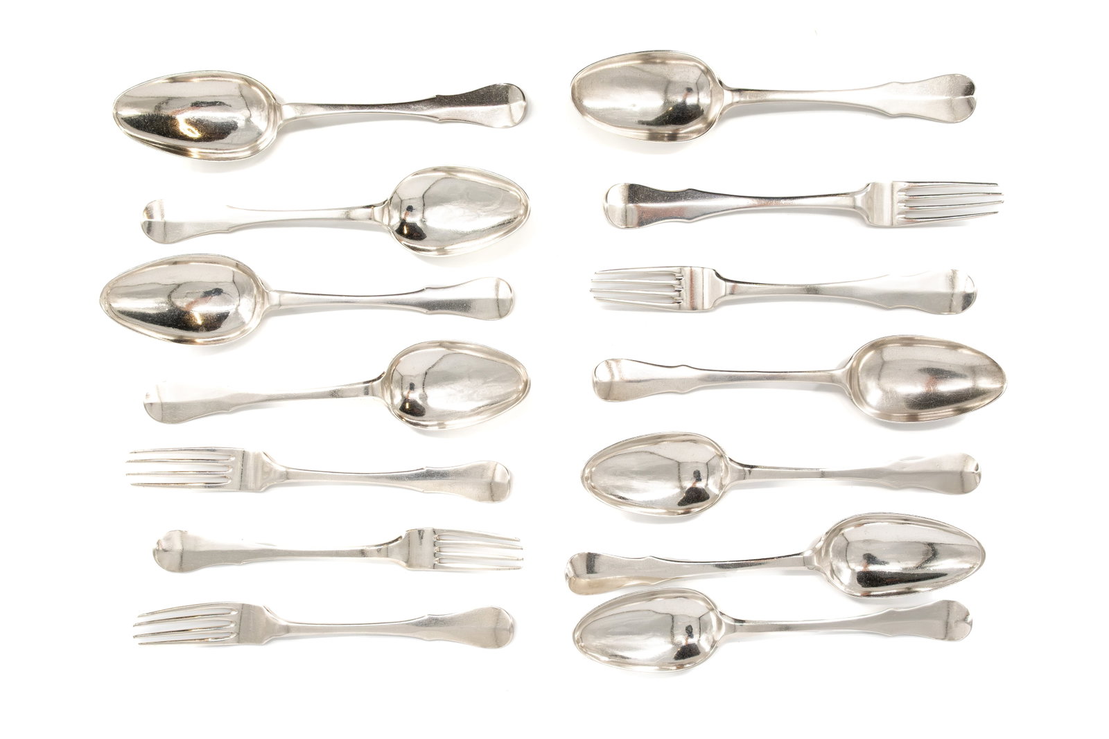 A composed lot of 14 antique various Belgian Ghent silver cutlery: A composed lot of 14 antique various Belgian Ghent silver cutlery. Consisting of: - four spoons and three forks, 1777, Deprez Joannes Ludovicus, 336gr. - three spoons, 1770, Dupret Petrus Josephus, 17
