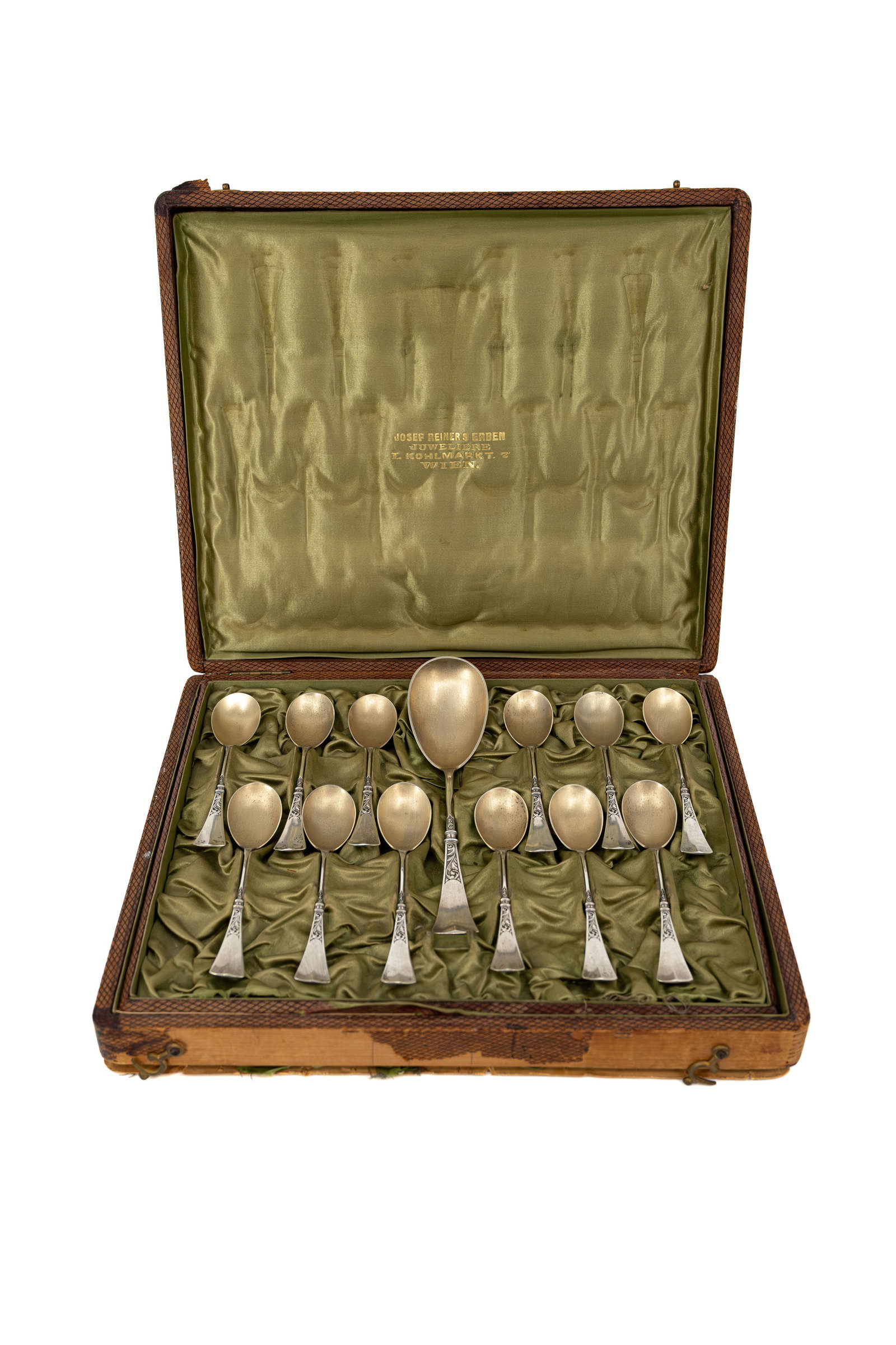 A Viennese art nouveau decorated silver cutlery set in box by Joseph Reiner: A Viennese art nouveau decorated silver cutlery set in original box by Joseph Reiner (1826-1867) Consisting of: - 12 forks. - 12 spoons. - 1 serving spoon. Hallmarks and 19th century. Box need