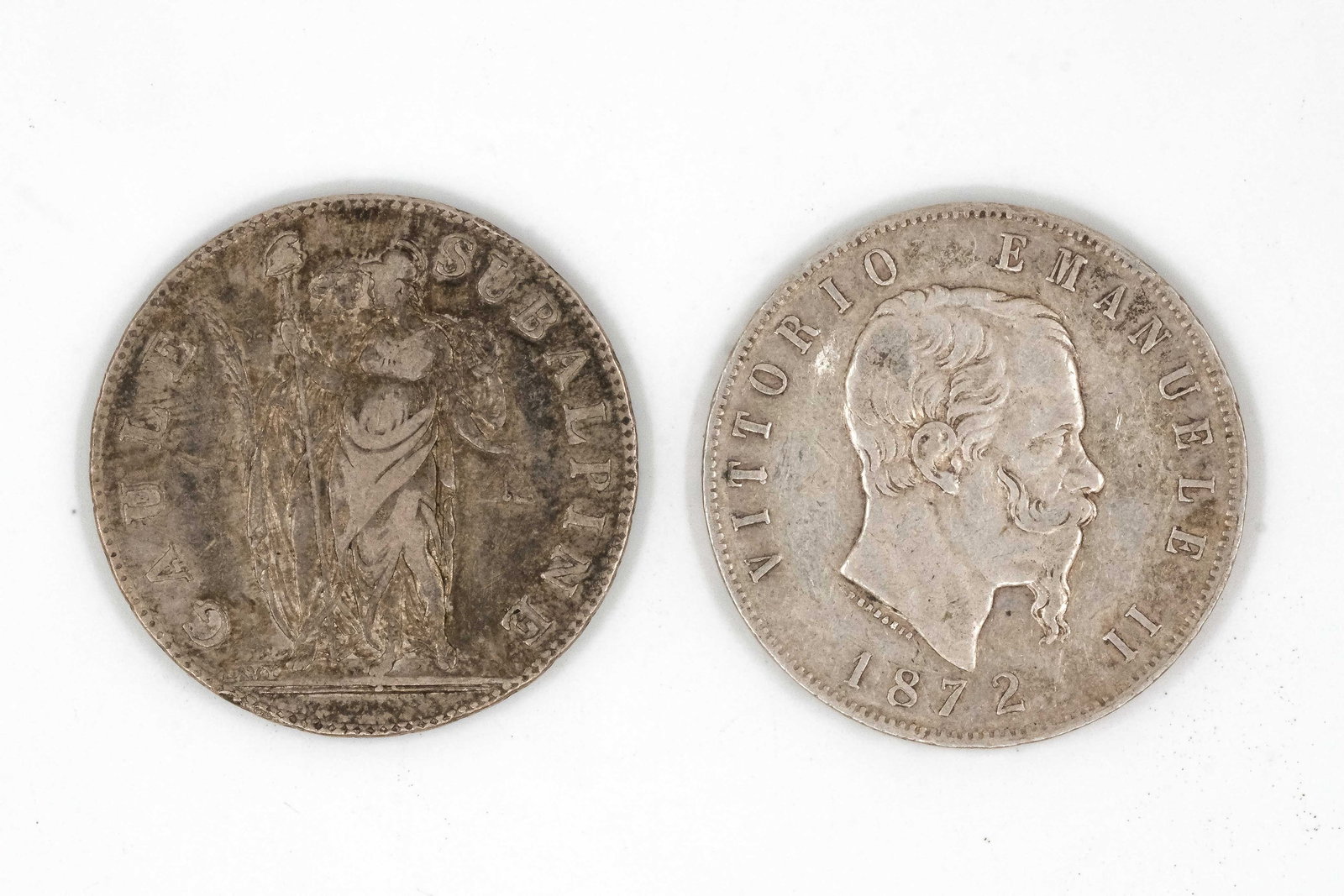 A lot of two European silver coins of Vittorio Emanuele II and the French Republic (1 of 2)